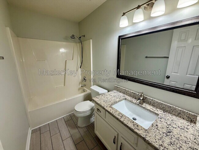 Building Photo - 114 Pointe Crest Ct