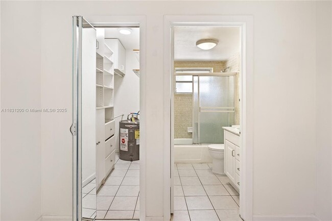 Building Photo - 400 SE 31st St