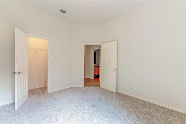 Building Photo - 2007 Tattler Dr