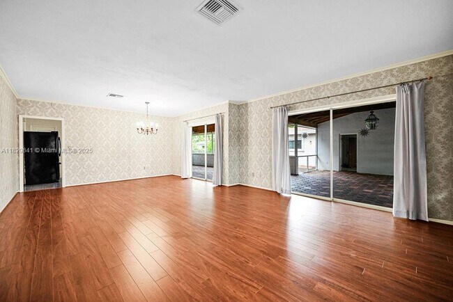 Building Photo - 8240 SW 141st St