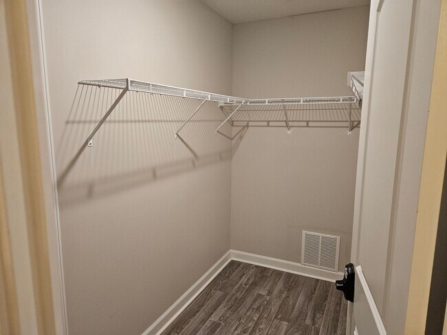 Building Photo - Charming 3-bedroom, 2-bathroom unfurnished home - No HOA - Sneads Ferry