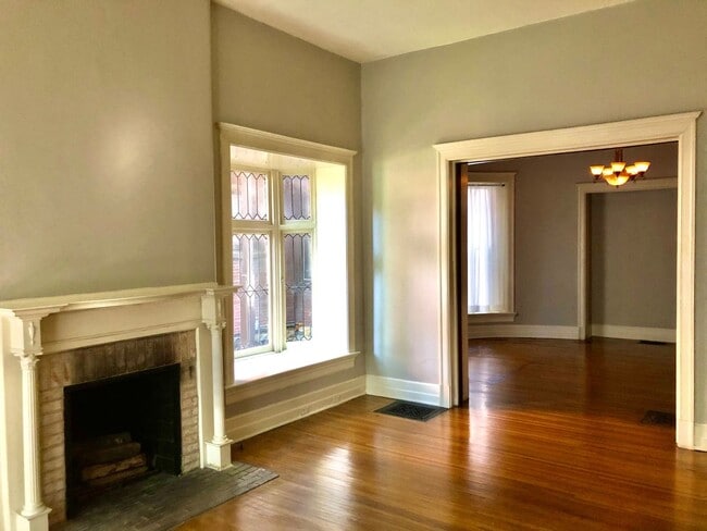 Building Photo - Saint James Ct