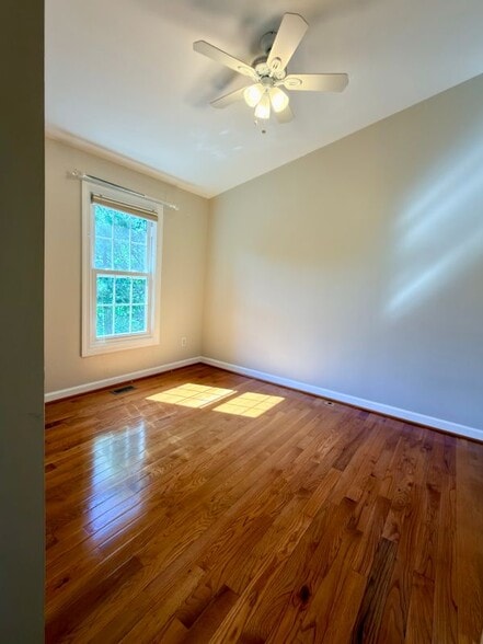 Building Photo - 4722 Minor Cir