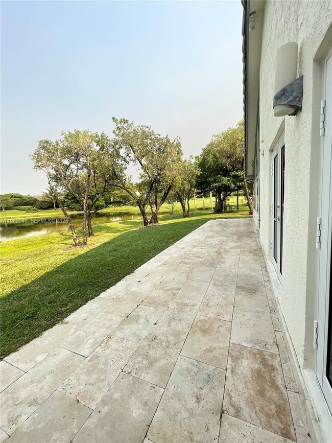 Building Photo - 2100 Tallahassee