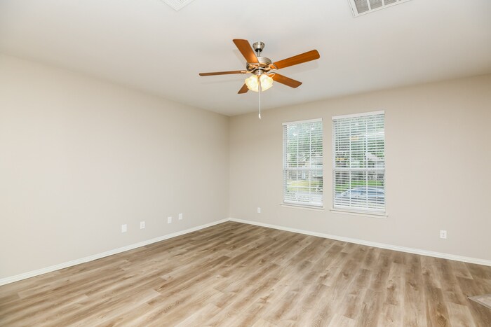 Building Photo - 116 Callender Dr