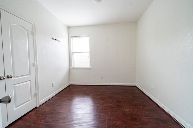 Building Photo - 20326 Hidden Ranch Dr