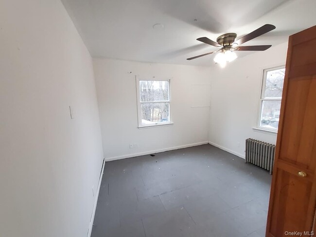 Building Photo - 31 Park Ave