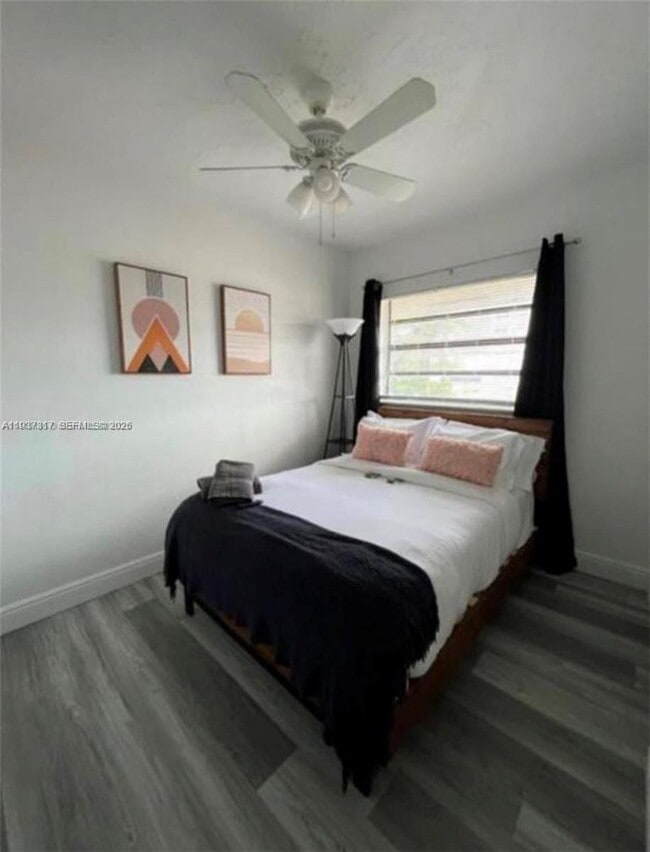 Building Photo - 1542 NW 35th St