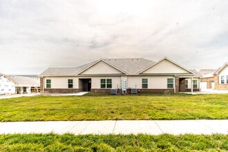 Building Photo - 160 Garden Gate Dr