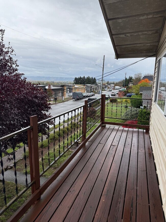 Building Photo - CL2622-2624