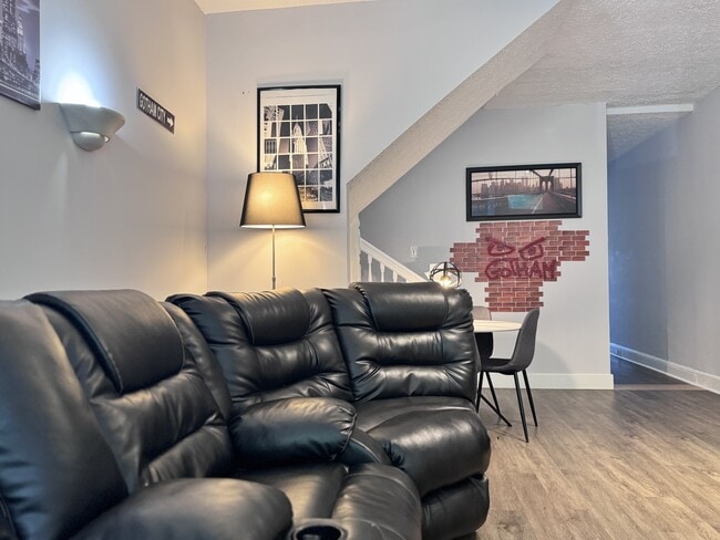 Building Photo - 2720 Maryland Ave