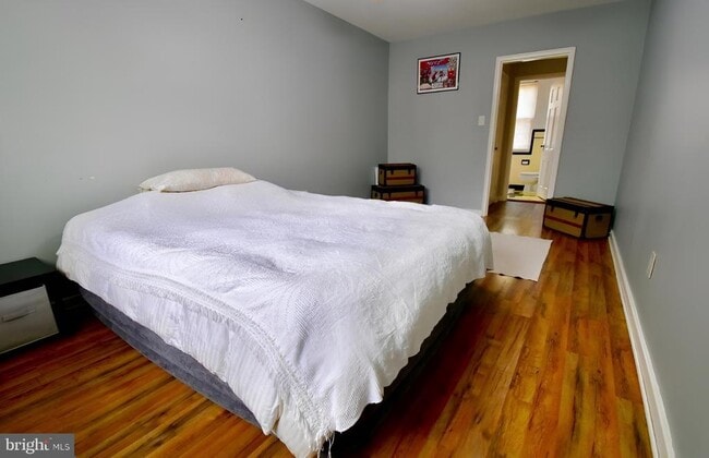 Building Photo - 10 Ashby St