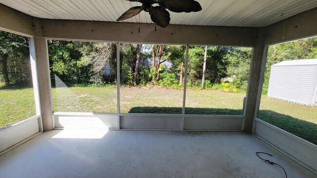 Building Photo - Citrus Springs 3/2/2