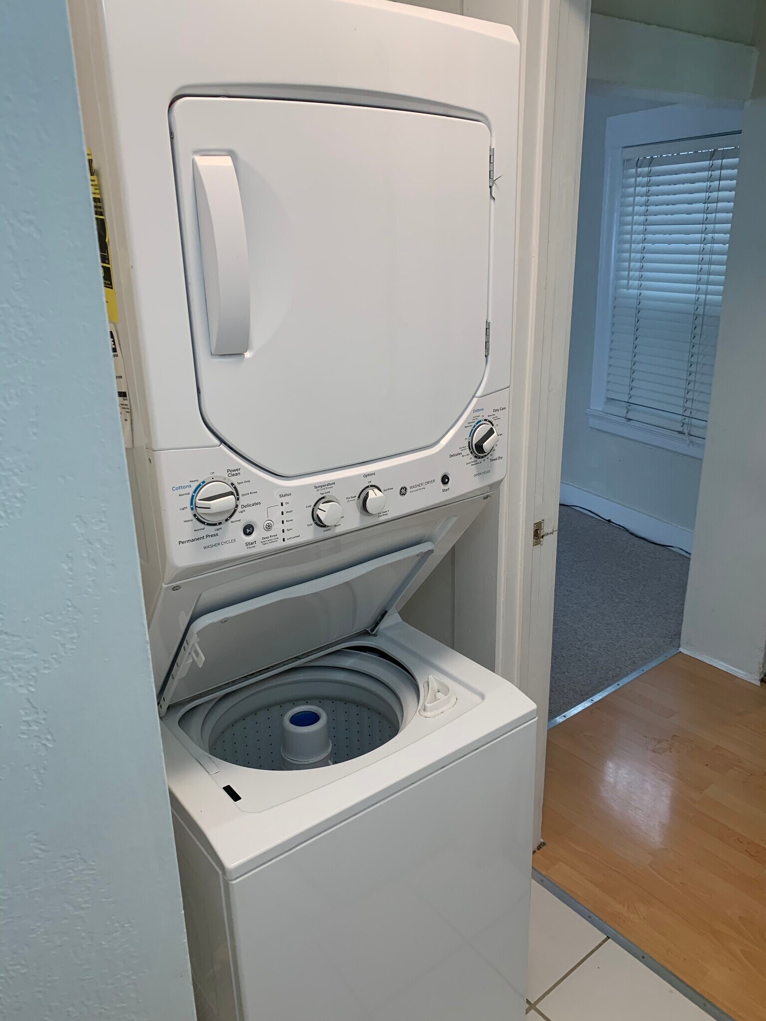 Building Photo - 543 30th St