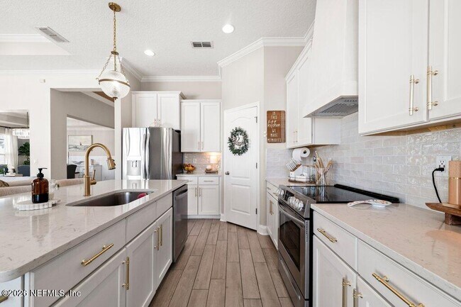 Building Photo - 2690 Cold Stream Ln