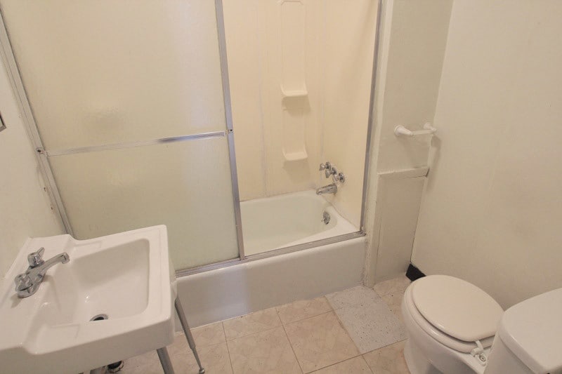 Building Photo - 317 Franklin Ave