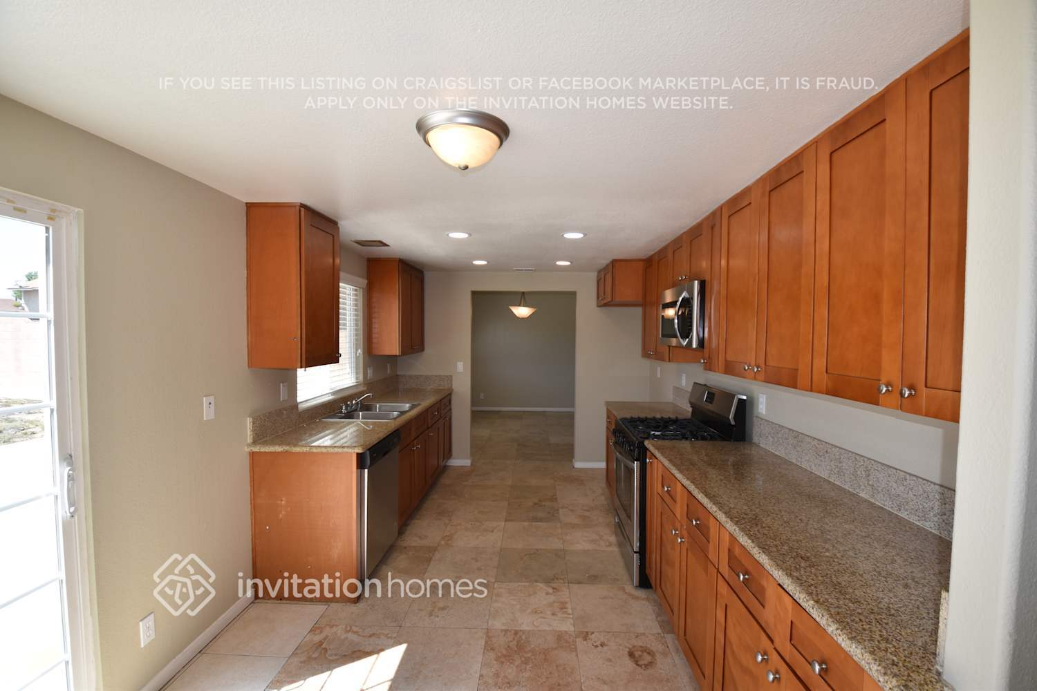 Building Photo - 14339 Janie Ct