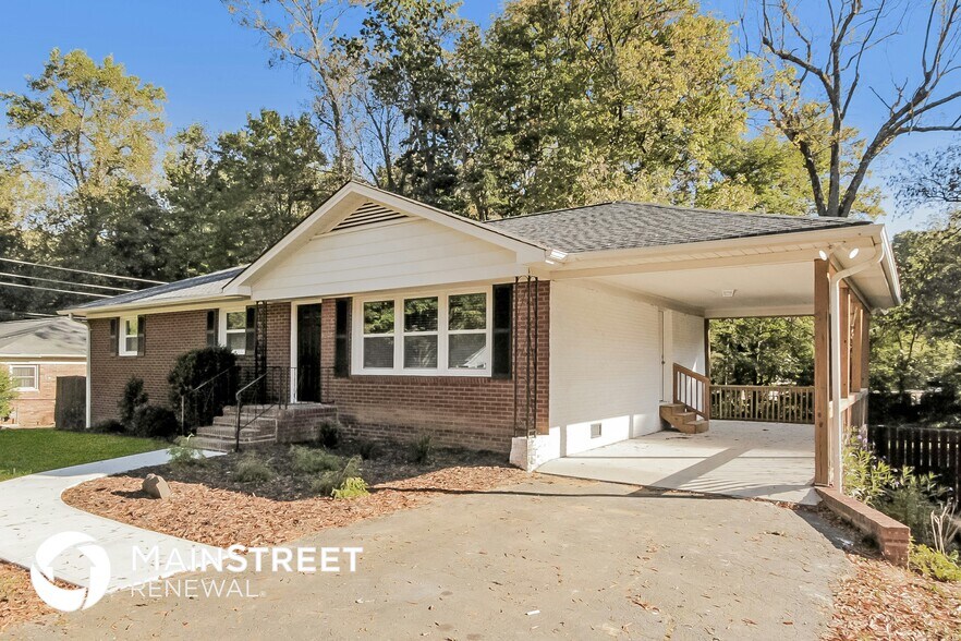 Building Photo - 6208 King George Dr