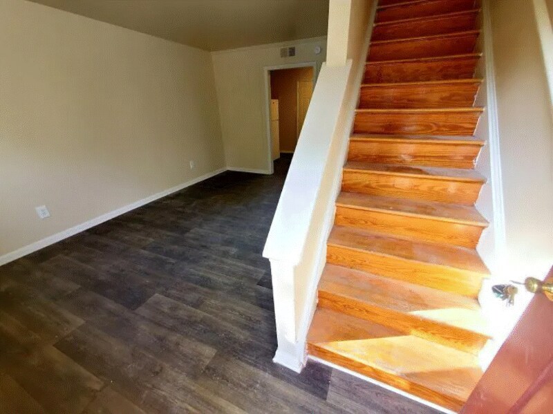 Building Photo - 1708 Carlisle Ave