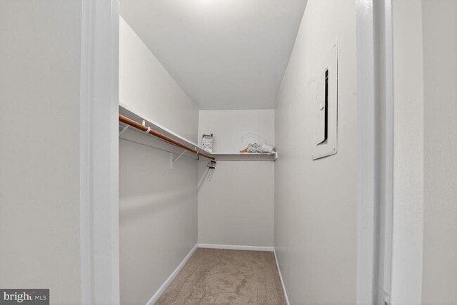 Building Photo - 105 Fitz Ct