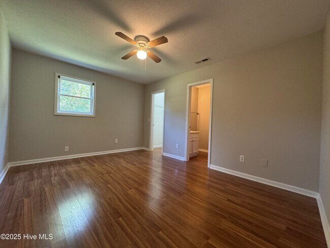 Building Photo - 3212 Galway Rd