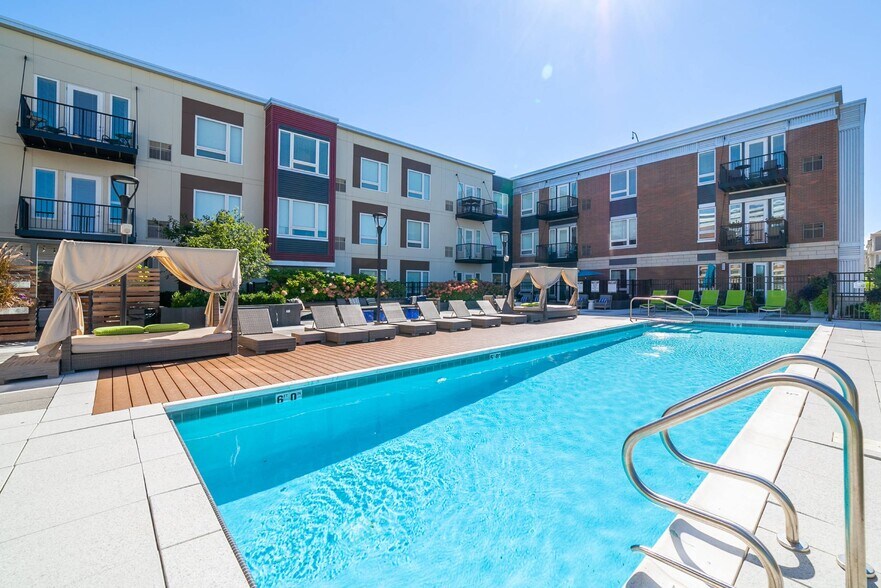Primary Photo - Park 205 Apartments