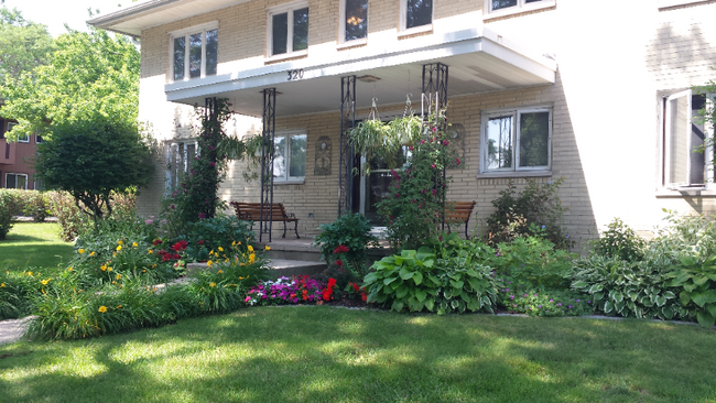 Primary Photo - 320 Island Dr