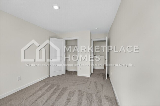 Building Photo - 7661 Belhaven Ln