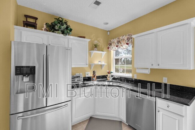 Building Photo - 278 Landing Ln