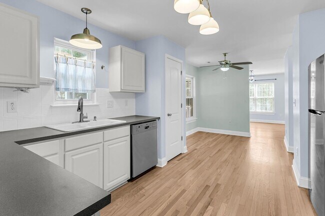 Building Photo - 1574 Ocean Neighbors Blvd