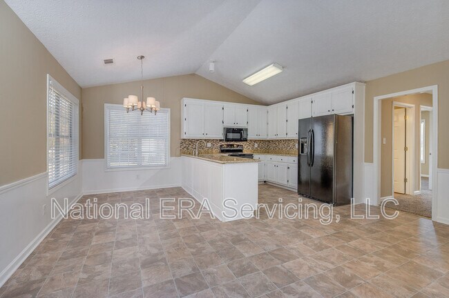 Building Photo - 35 Oak Ridge Ct