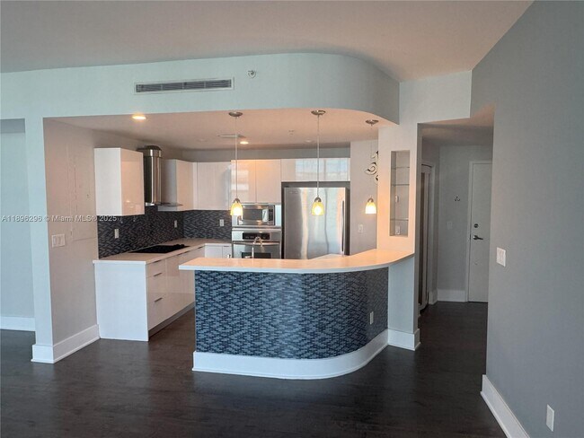 Building Photo - 5970 Indian Creek Dr