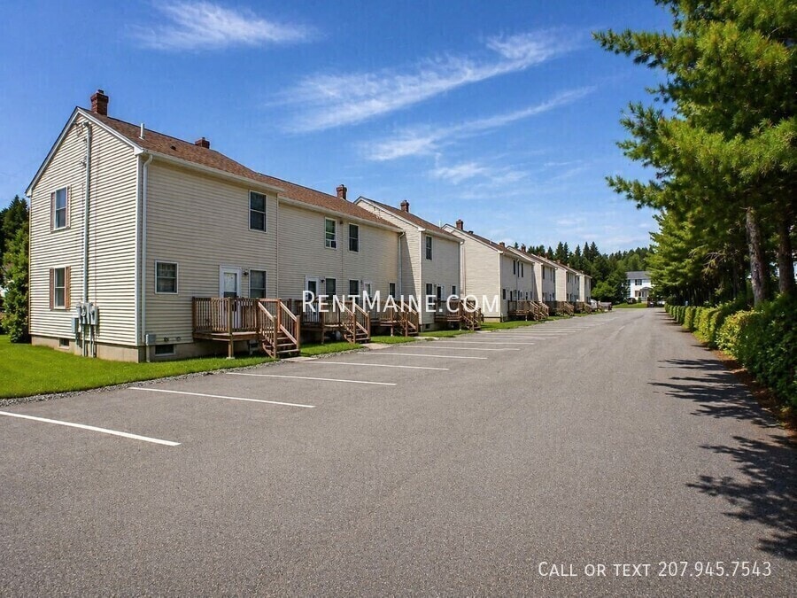 Building Photo - 45 Valley View Ln