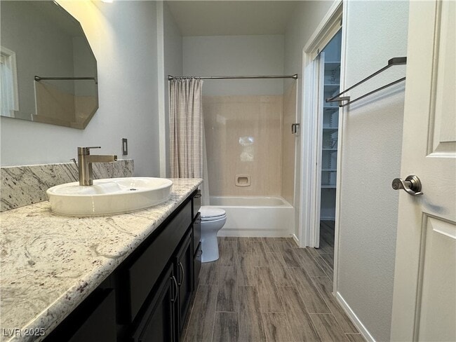 Building Photo - 1396 Couperin Dr