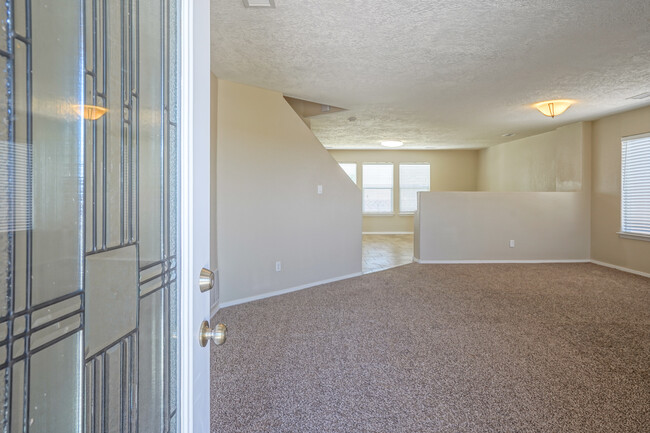 Building Photo - 6451 Shiprock Ct NE