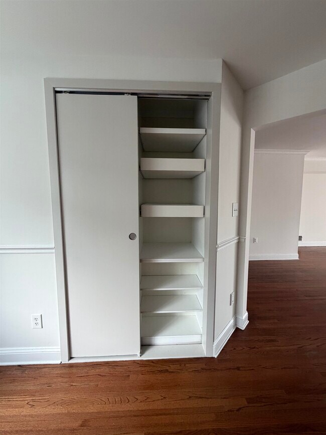 Building Photo - 119 Panorama Dr