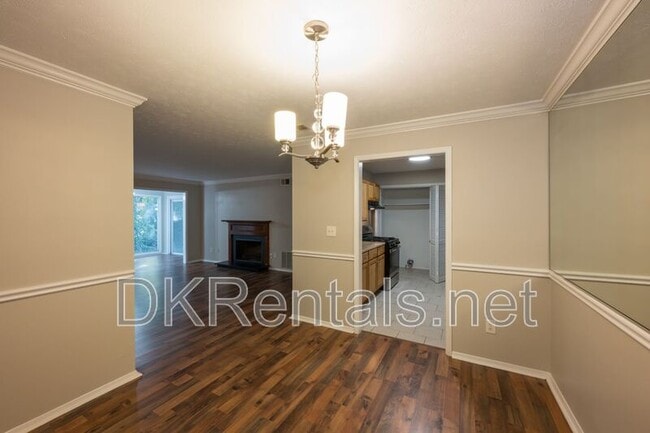 Building Photo - 602 Augusta Dr