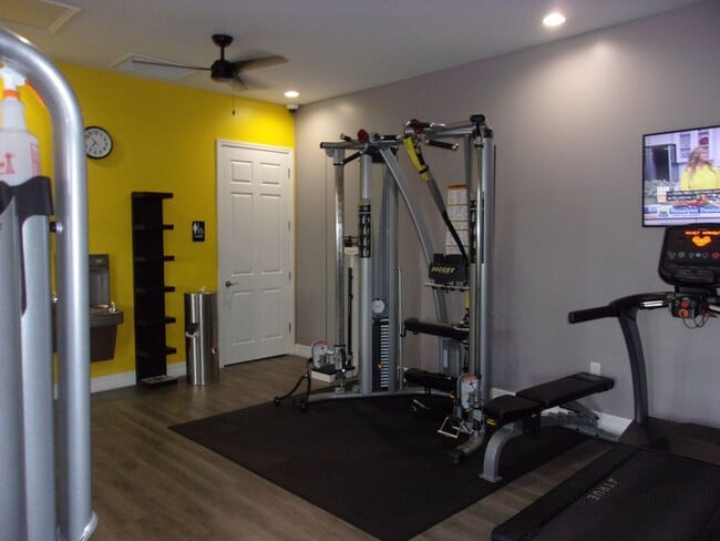 Building Photo - SPRING RIDGE COMMUNITY