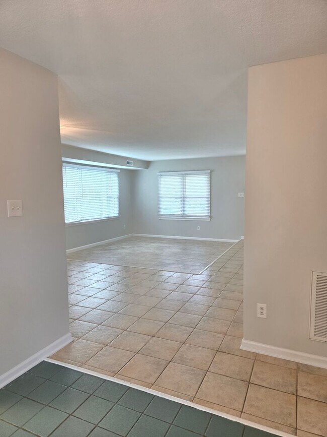 Building Photo - 3804 Daiquiri Ct