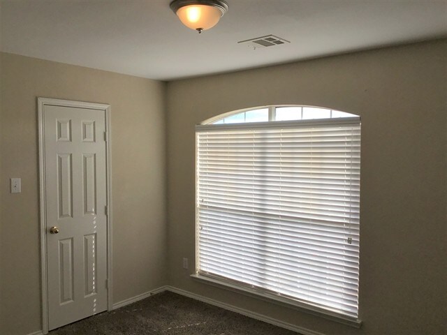 Building Photo - 7902 Shoshoni Drive
