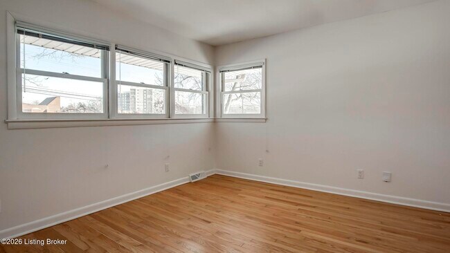 Building Photo - 2706 Lime Kiln Ln