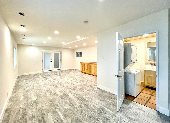 Downstairs utility/rec. room - 3869 McLaughlin Ave