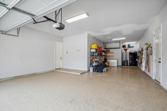 Building Photo - 18531 Duke Lake Dr