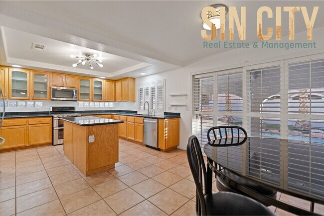 Building Photo - 497 Fiddlehead Ave