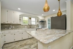 Building Photo - 8 Spruce Park