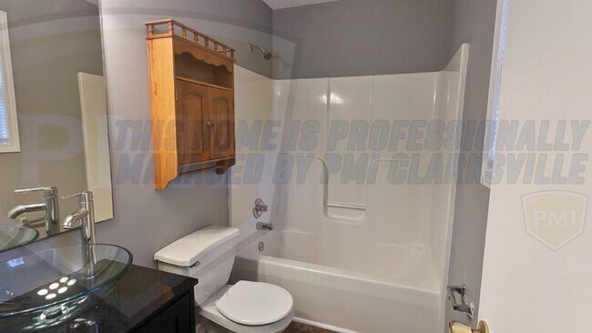 Building Photo - 1352 Chucker Dr