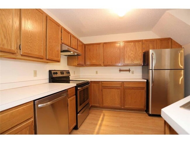 Building Photo - 7689 Nicholas Way