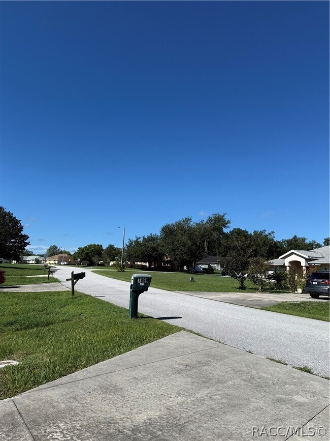 Building Photo - 7899 SW 62 Ct