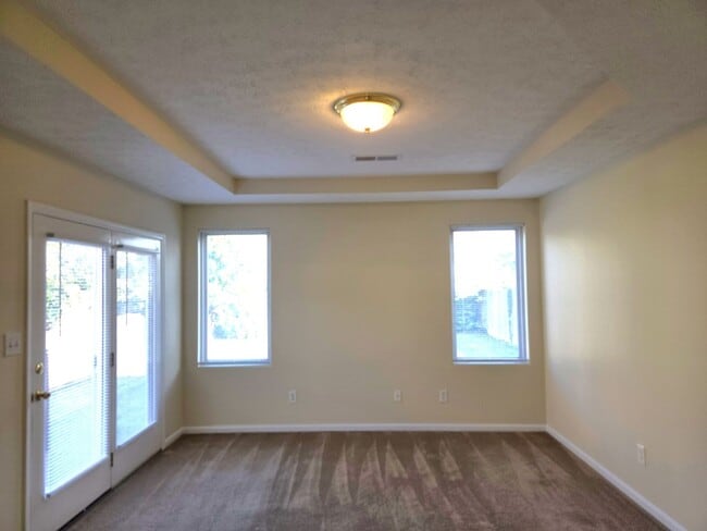 Building Photo - 50% OFF UNTIL 2026!  APPLICATION FEE ONLY ...