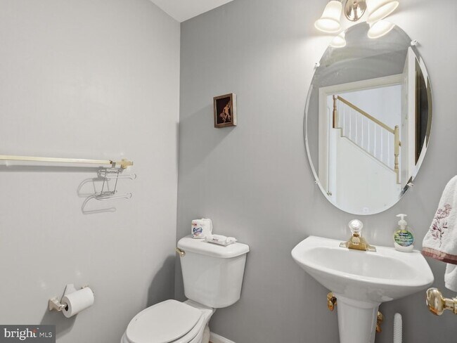 Building Photo - 9477 Bankhead Dr